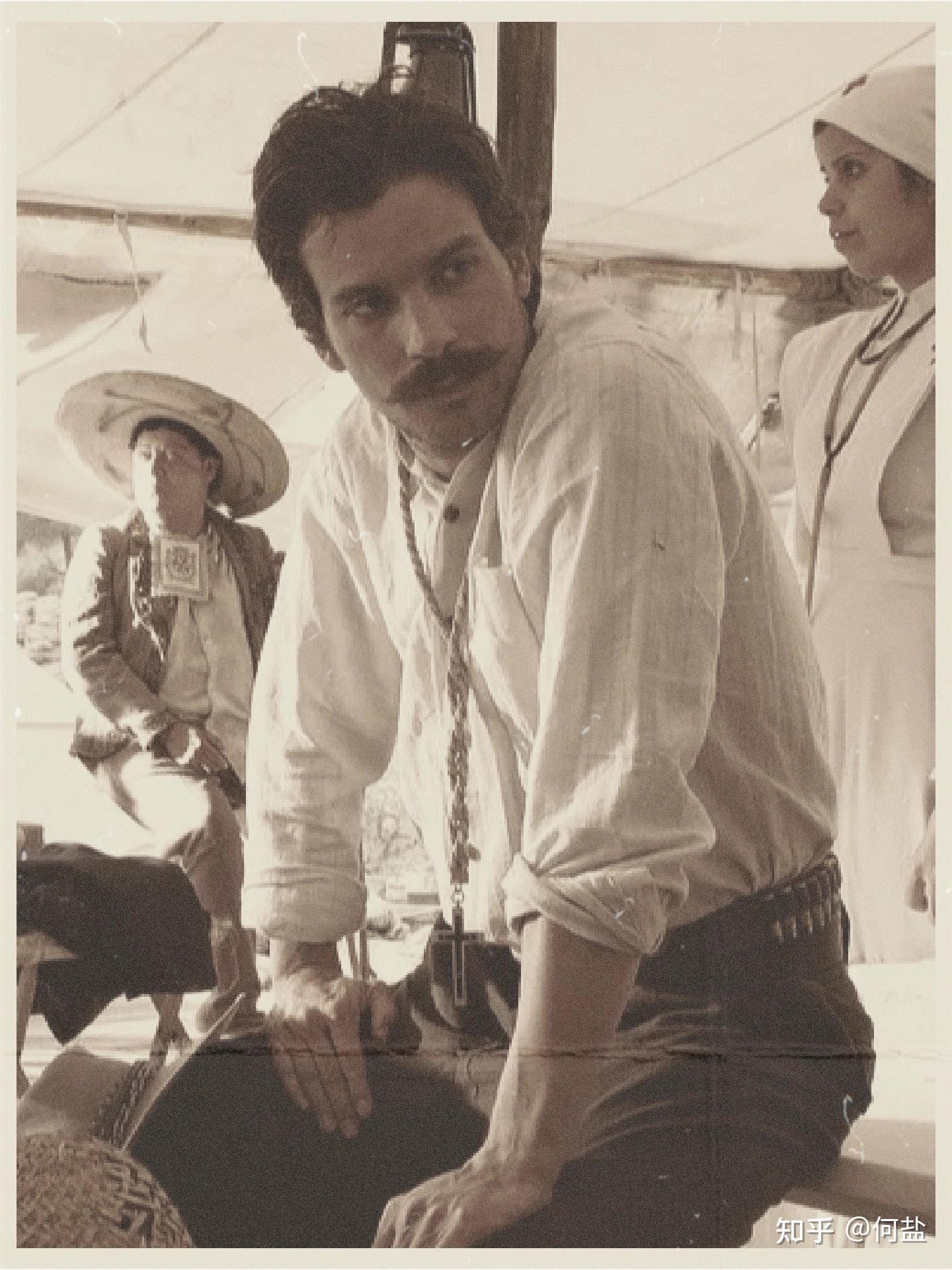 如何评价奥雷里亚诺·布恩迪亚上校?