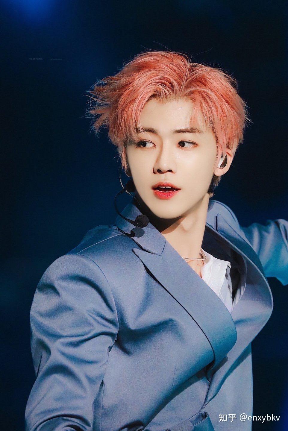 求图 有没有nct罗渽民的神图 来吧球球各位姐妹拿图砸死我? - 知乎