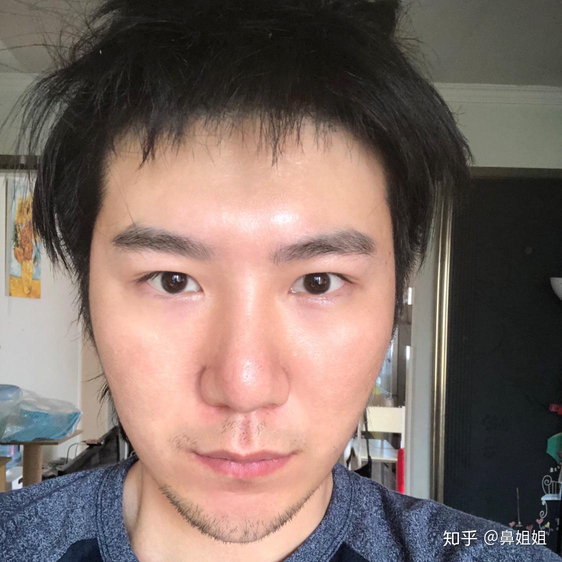 鼻头大怎么选发型男生?,我长这样然后鼻头特别大.