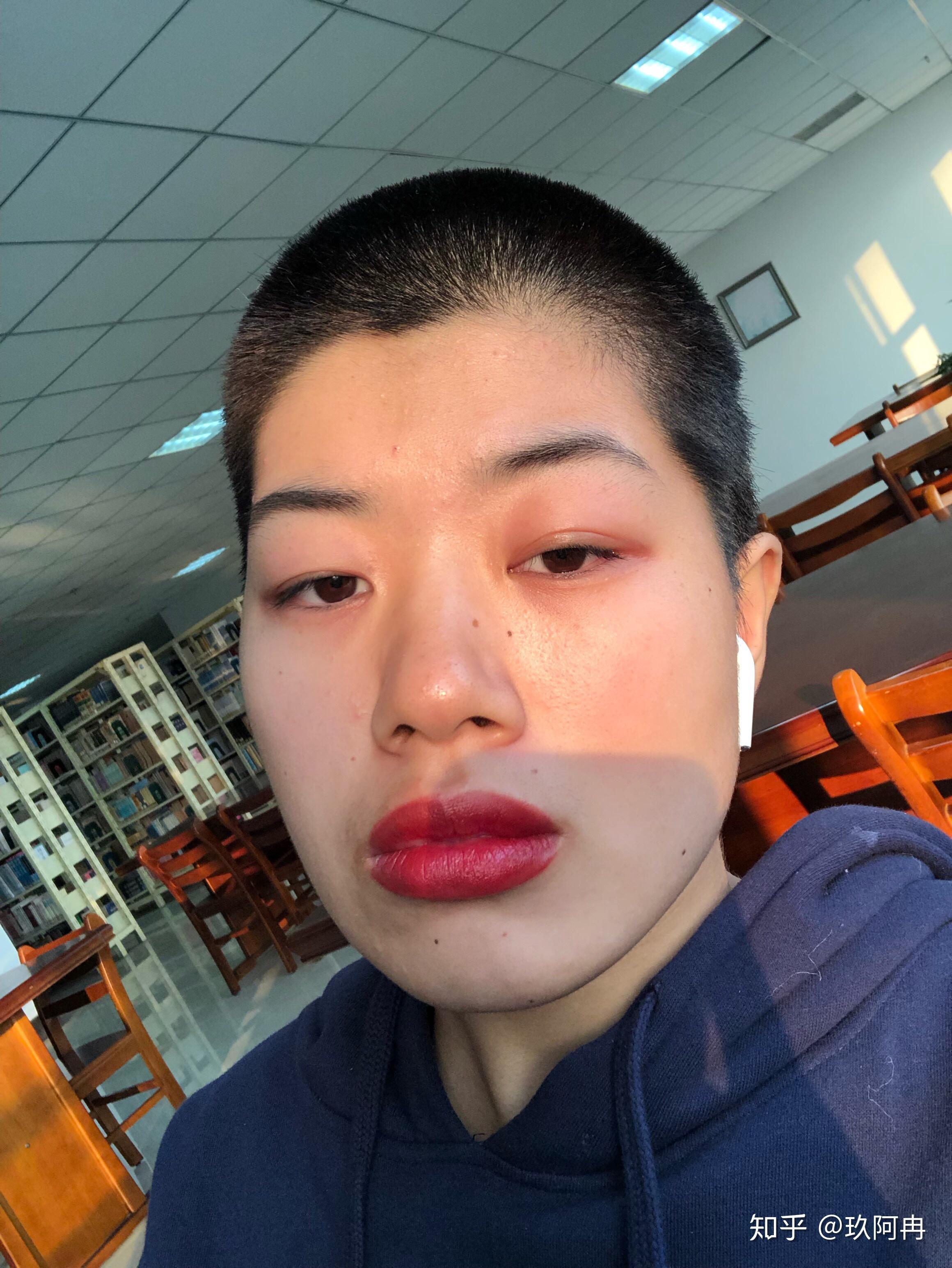 女生剪寸头的话适合什么穿衣风格