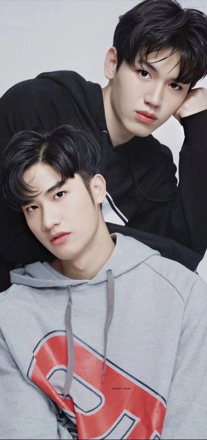 请问哪里可以找无水印的他泰cp壁纸?