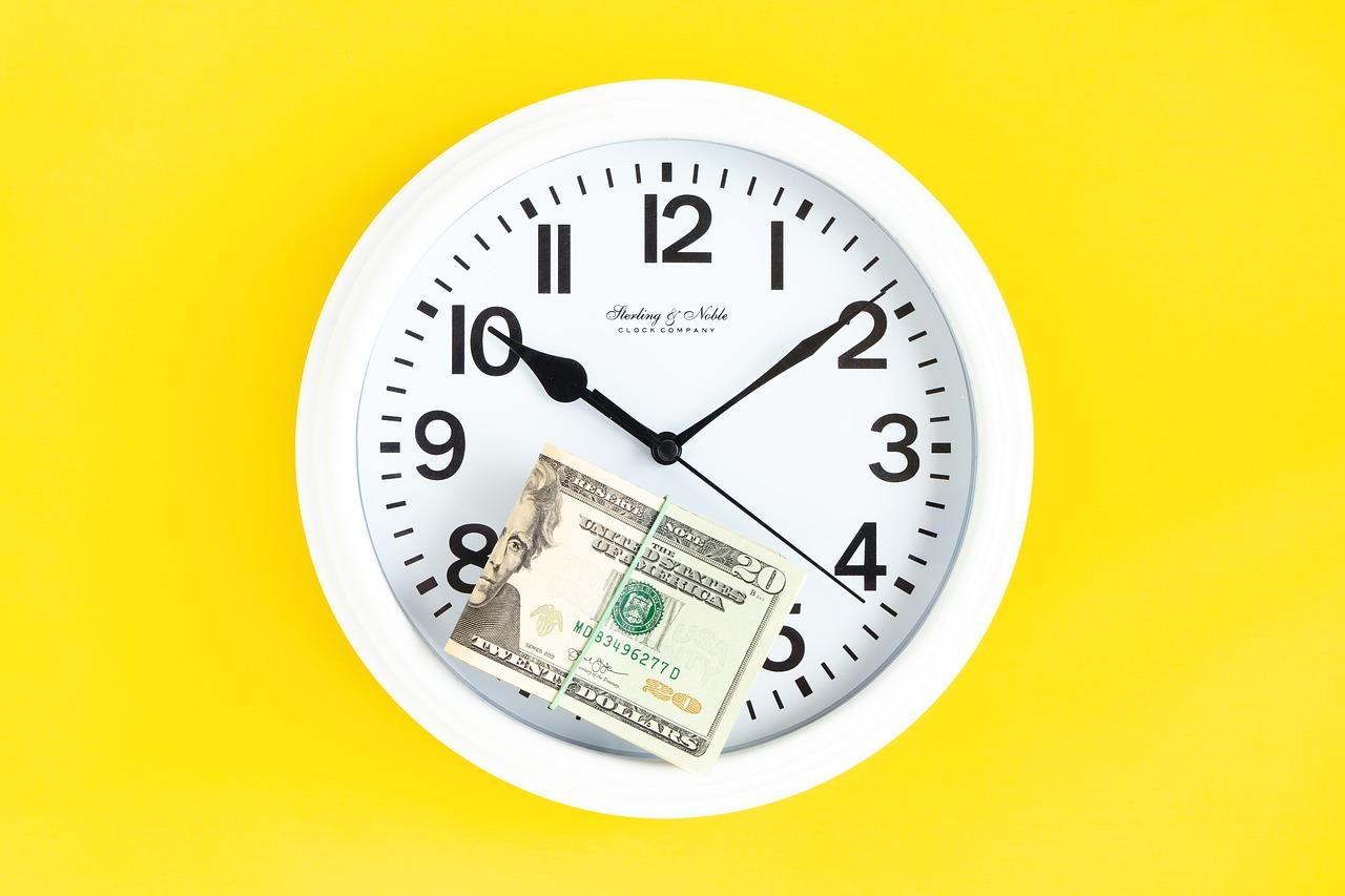 客厅挂钟风水忌讳