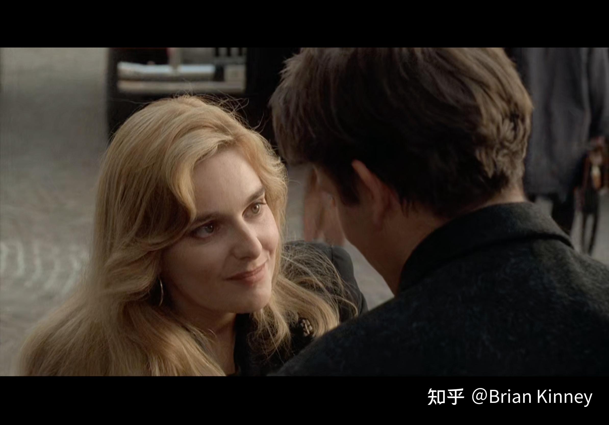 蓝白红三部曲之红 伊莲娜雅各布也太太太美了 我一直盯着她的脸 年轻