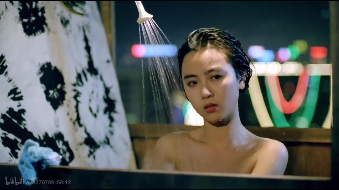 如何评价袁洁莹的长相