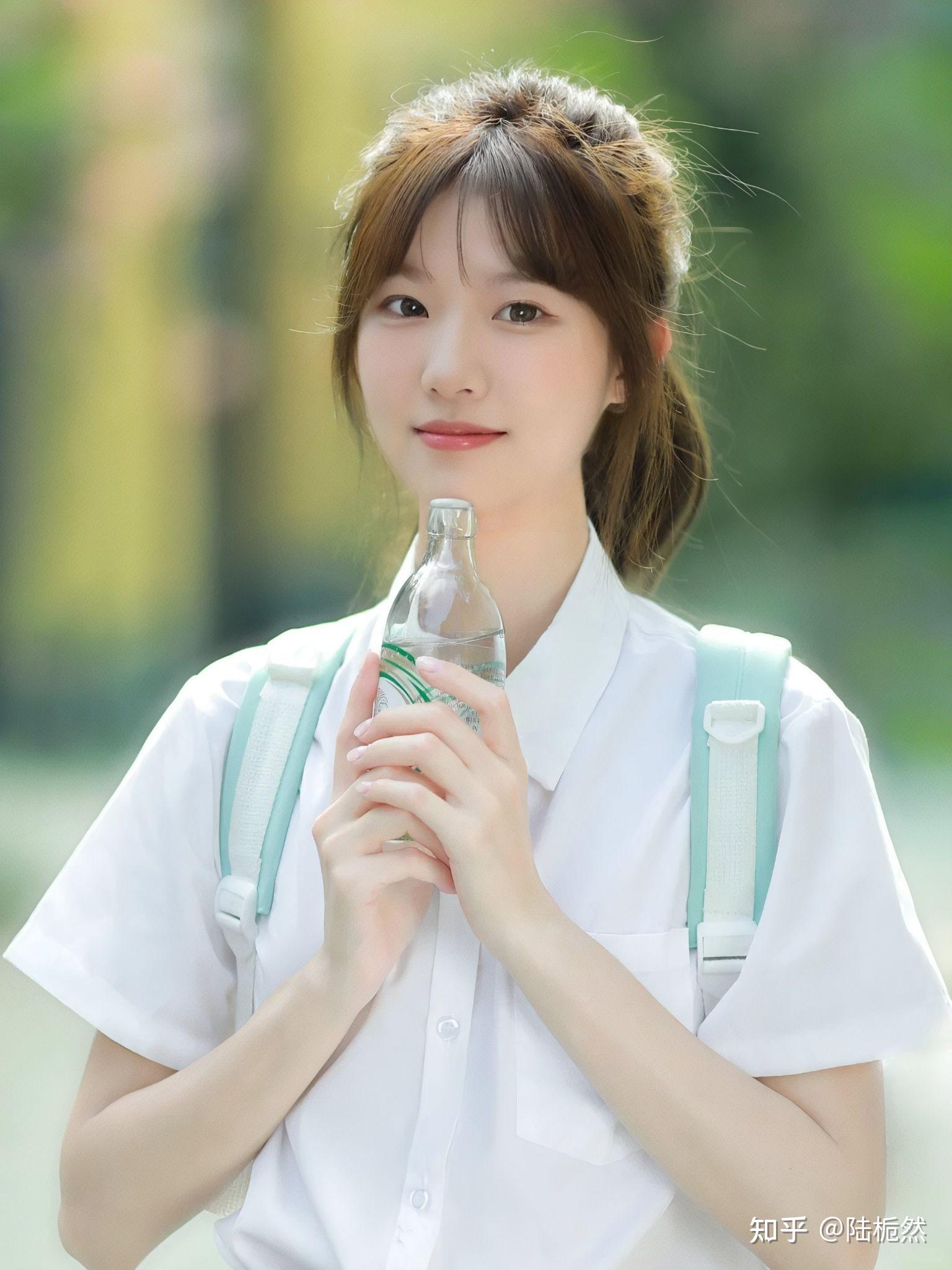 你见过最漂亮的女生长什么样