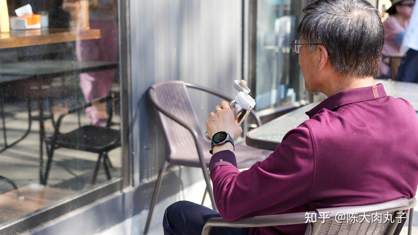 别乱给爸妈买健康设备!拒绝仅供参考的数据 乐普W20医疗级守护