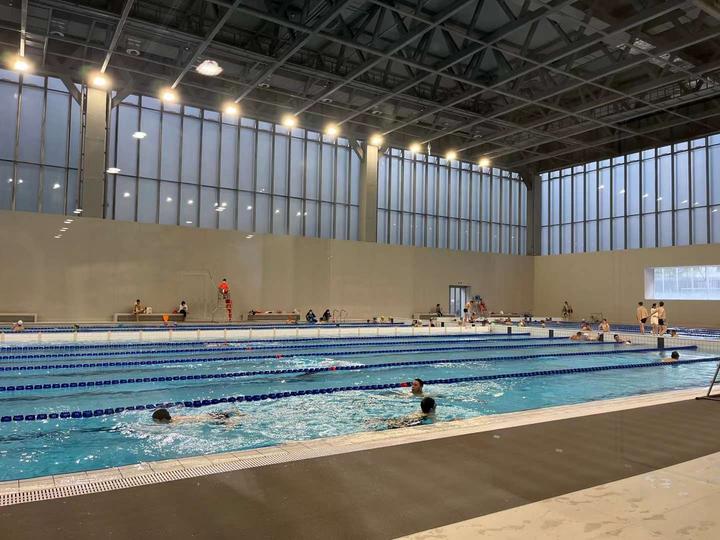 龙华区简上体育综合体游泳馆长什么样呢?