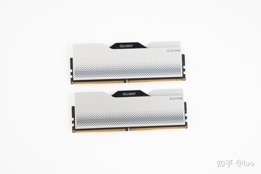 GLOWAY 龙武系列 DDR5 6400 48GB（24×2 ）メモリー 容量性能全都要，光威龙武DDR5 6400 48GB (24GB×2) CL32 内存开箱及
