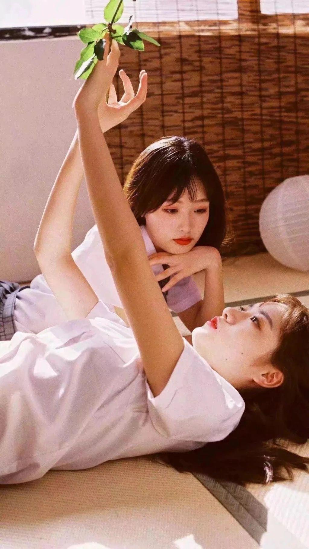 有没有推荐的百合女女cp