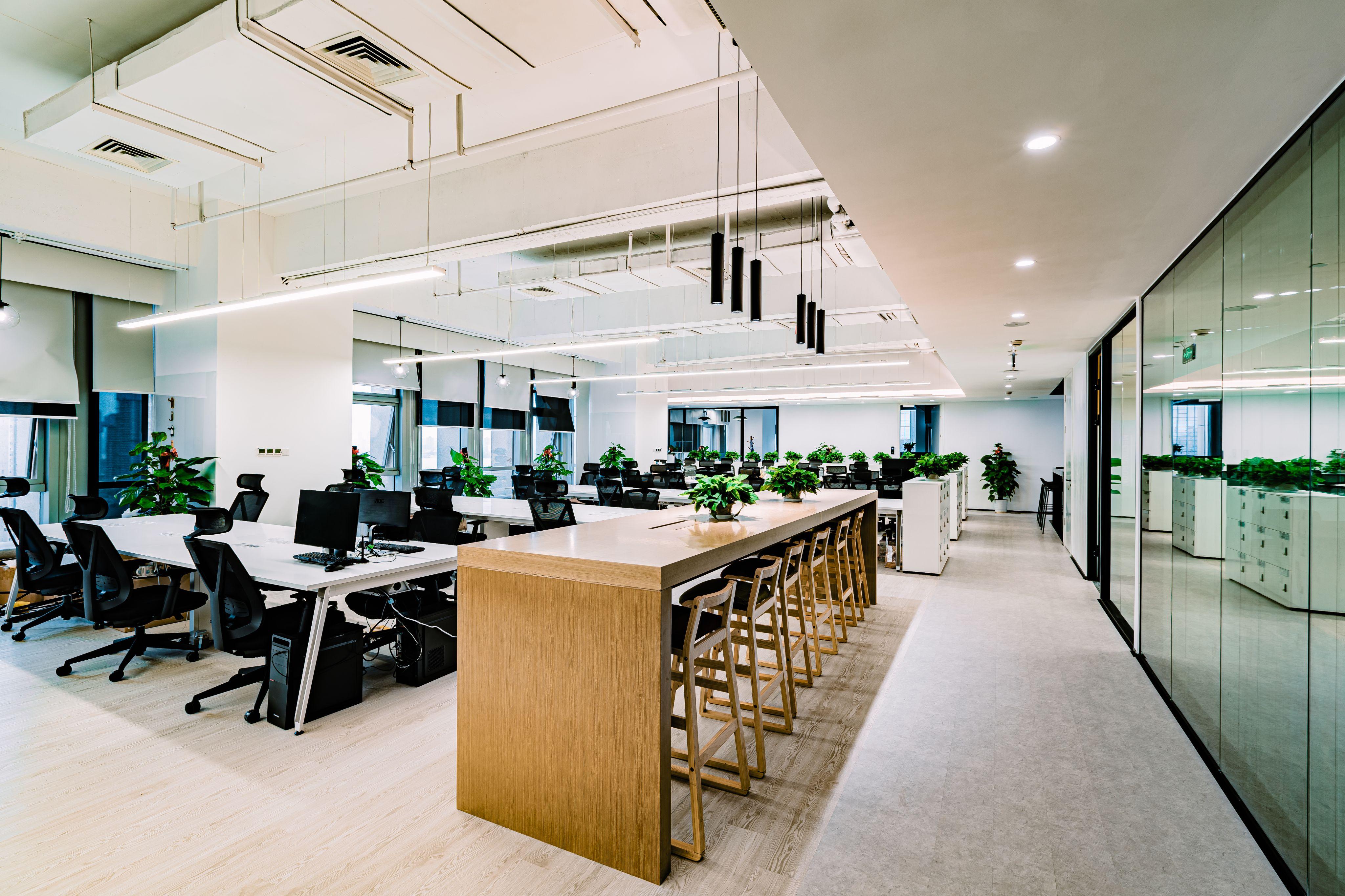 你工作过的互联网企业中,最具"自由轻松的工作氛围"的是哪个? - 知乎