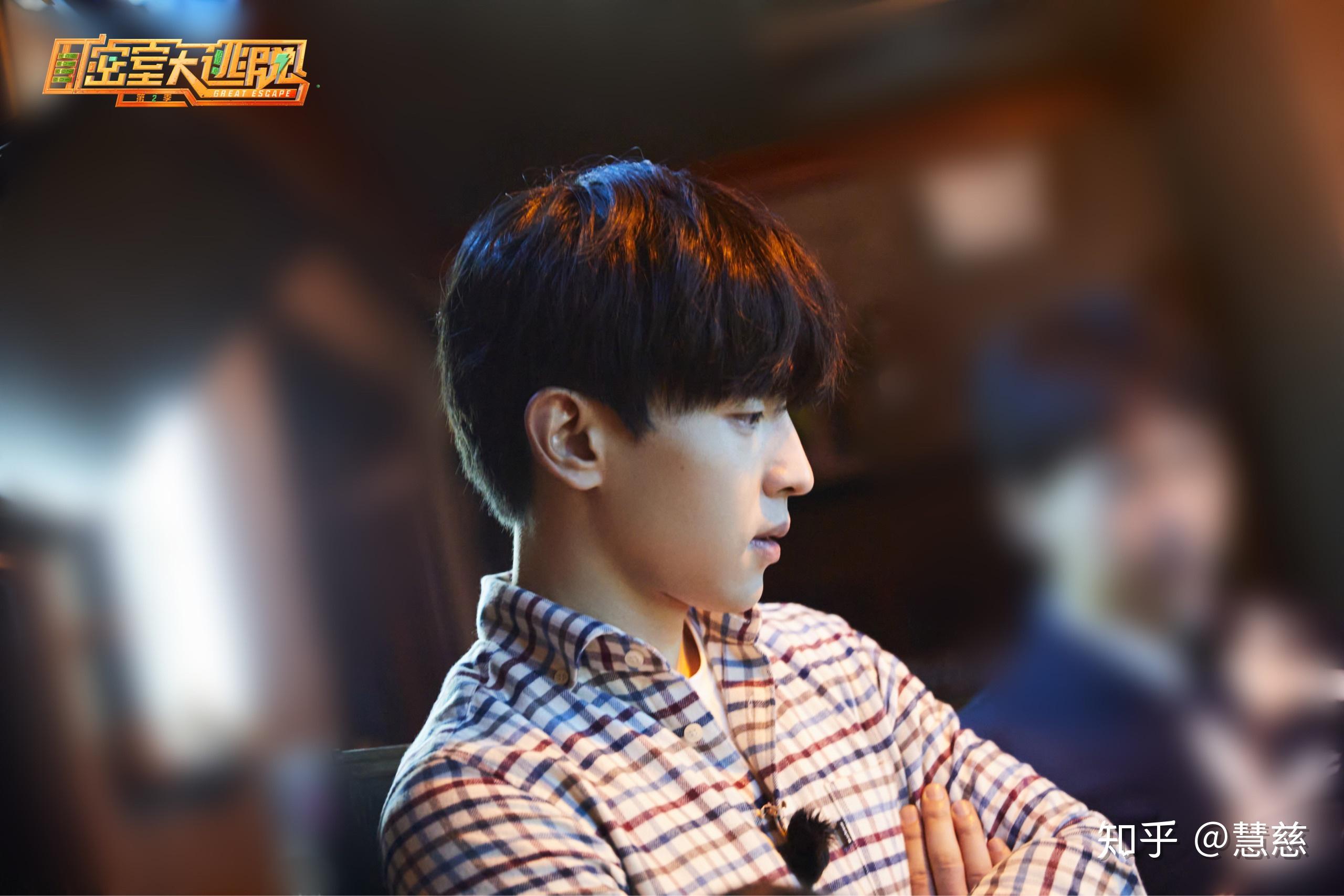 如何评价邓伦在综艺《密室大逃脱 第二季》中的表现?