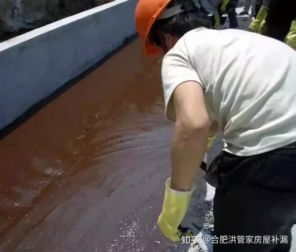 什么叫涂膜防水屋面怎么做才能从构造上保证它的板面和板缝漏水