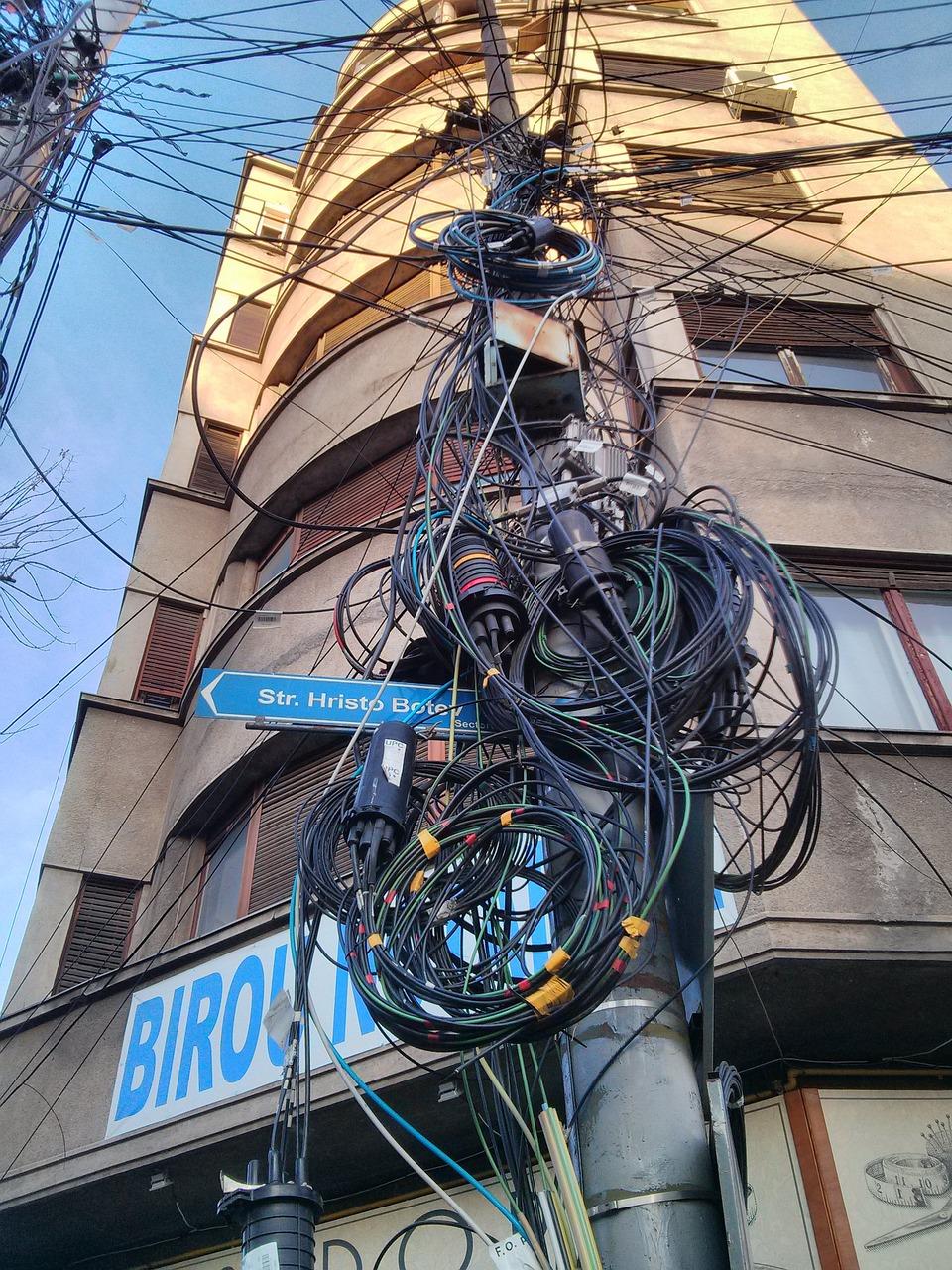 2. 单位电缆寿命