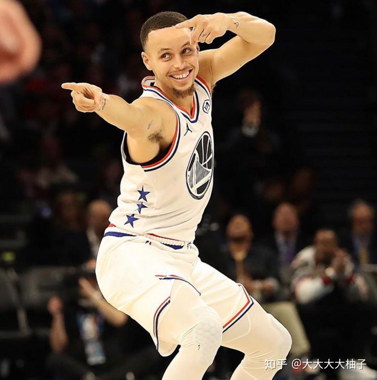 你有哪些有关史蒂芬库里的温暖笑容的照片?