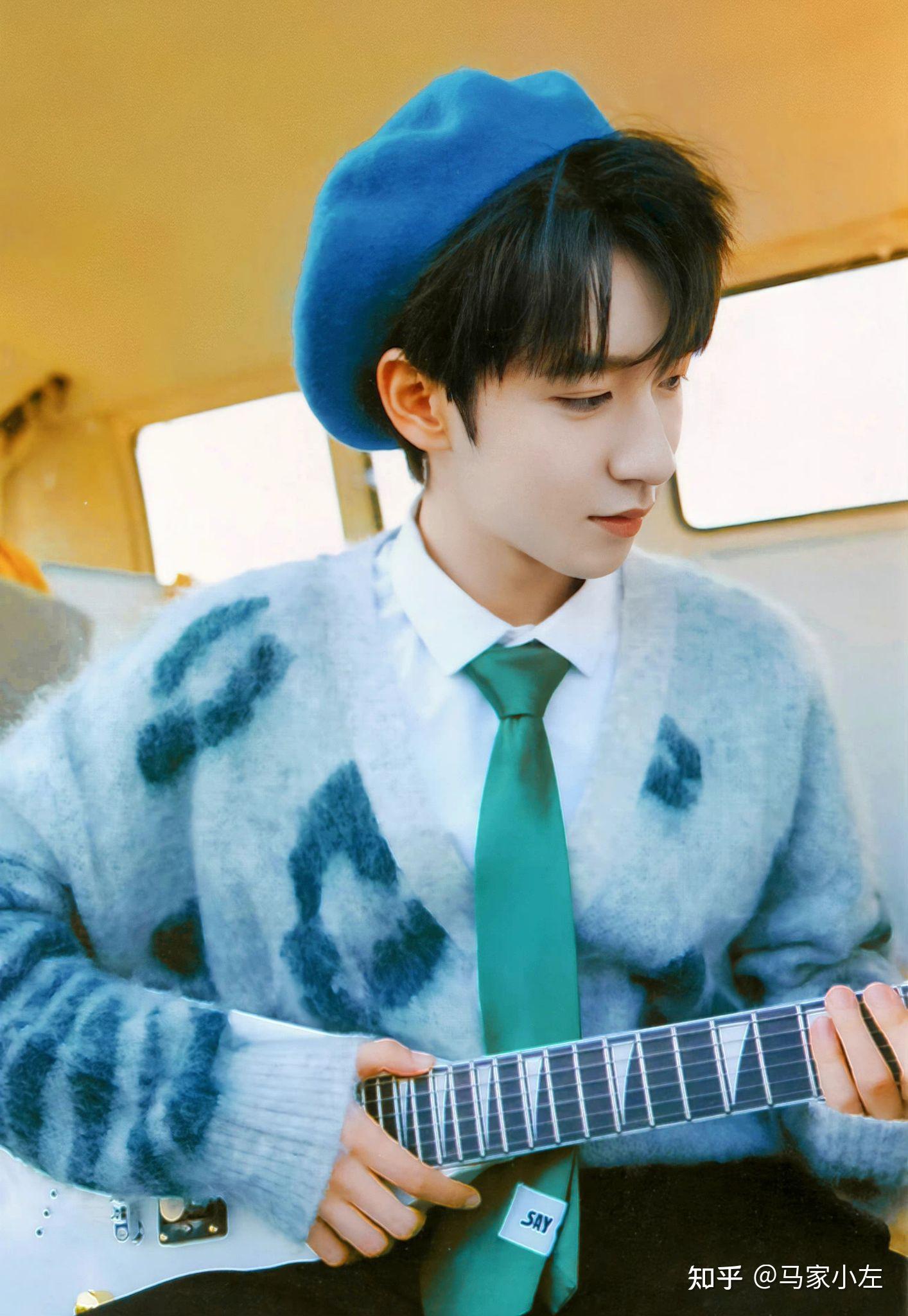 最近对tnt的贺峻霖比较感兴趣,有没有姐妹可以安利一下? - 知乎