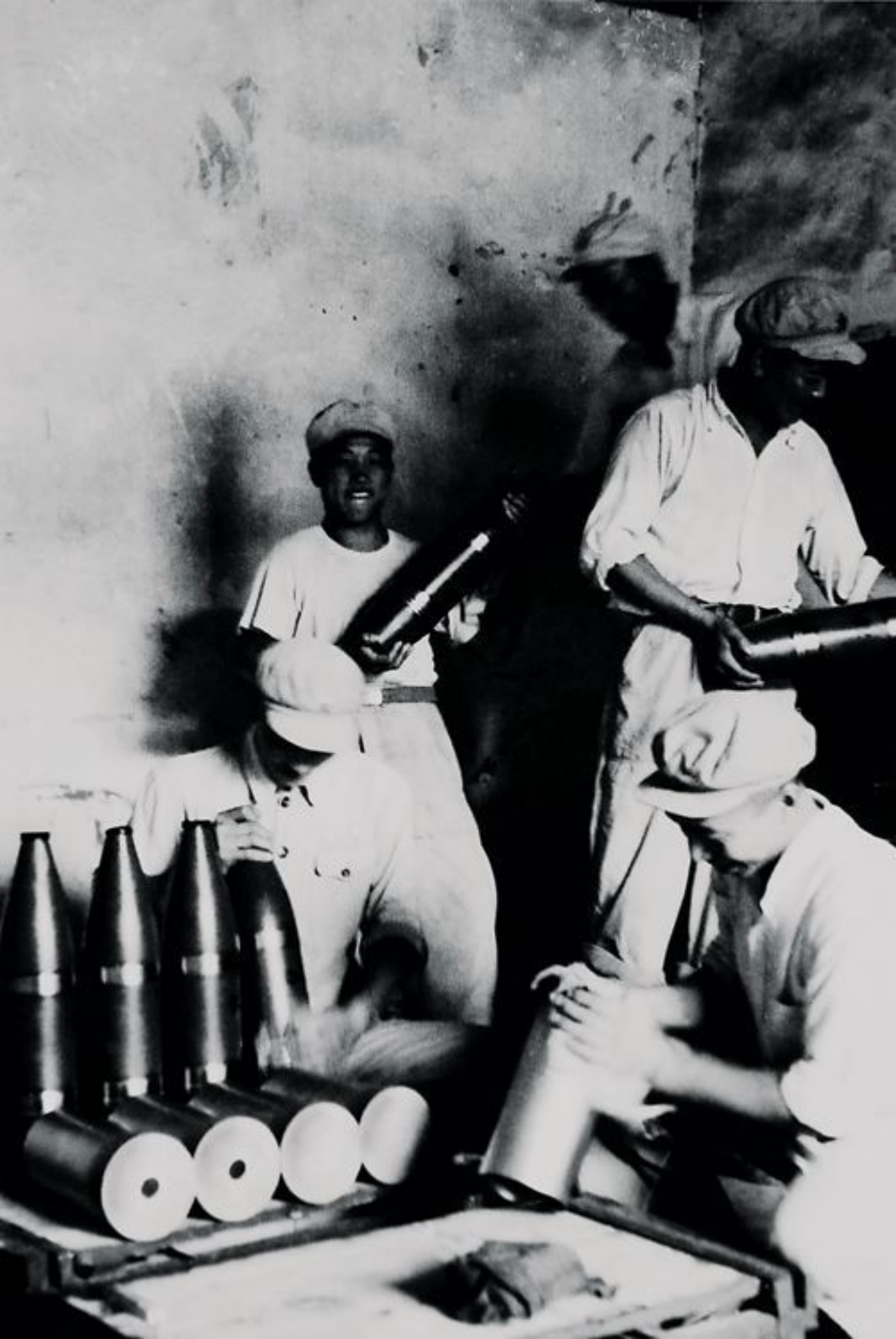 炮击金门的我军炮兵