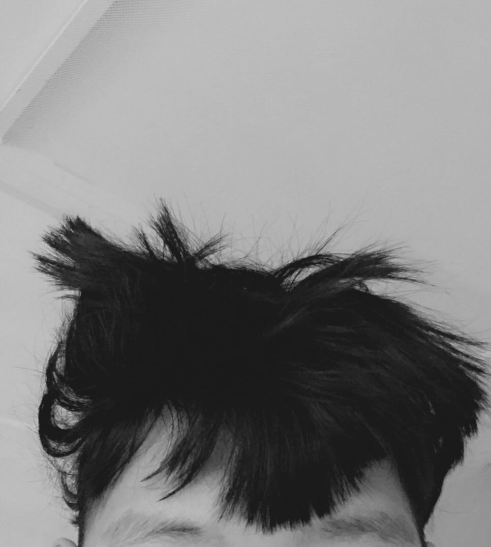 每天睡醒发型都变乱是一个什么样的感受这是需要睡醒并很有勇气回答的