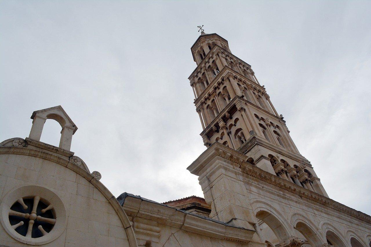 4. 名校环绕书香宅