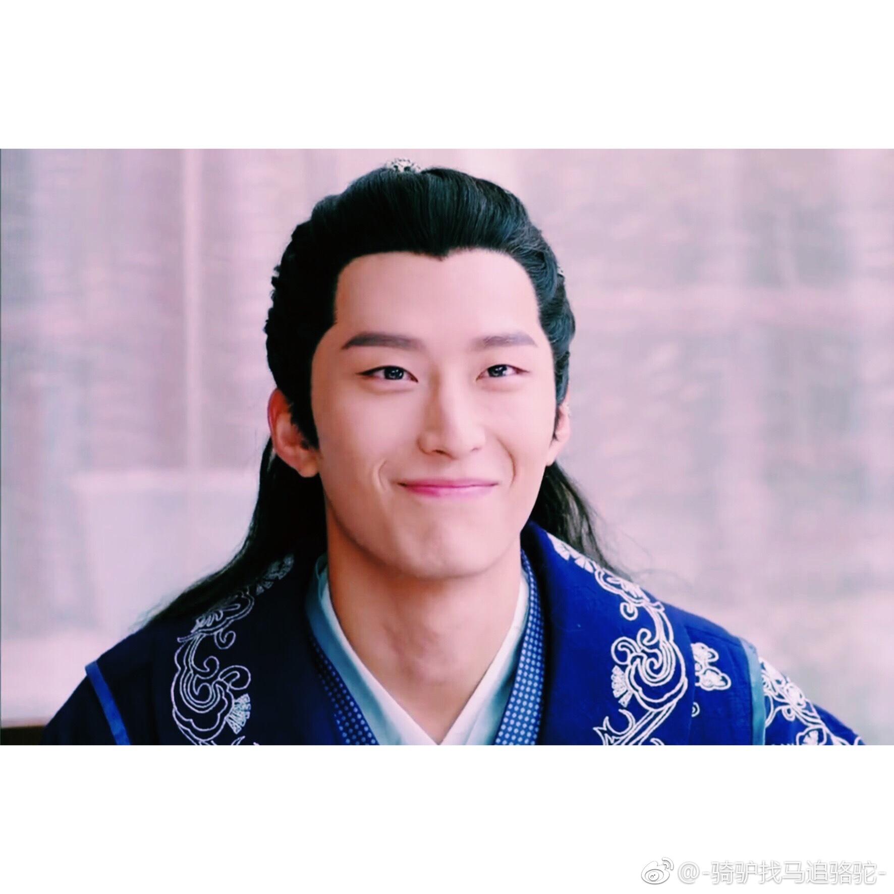 窦骁的美图或搞怪图有哪些?-窦骁帅照