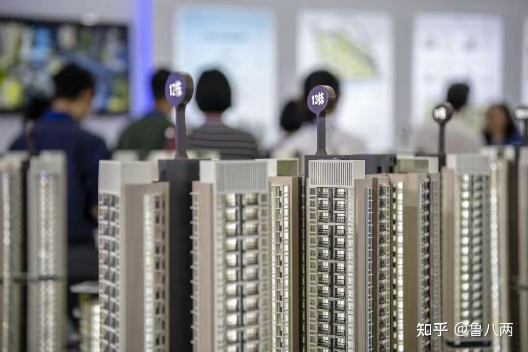 2025年经济会回暖吗(全民负债还不起国家怎么解决)