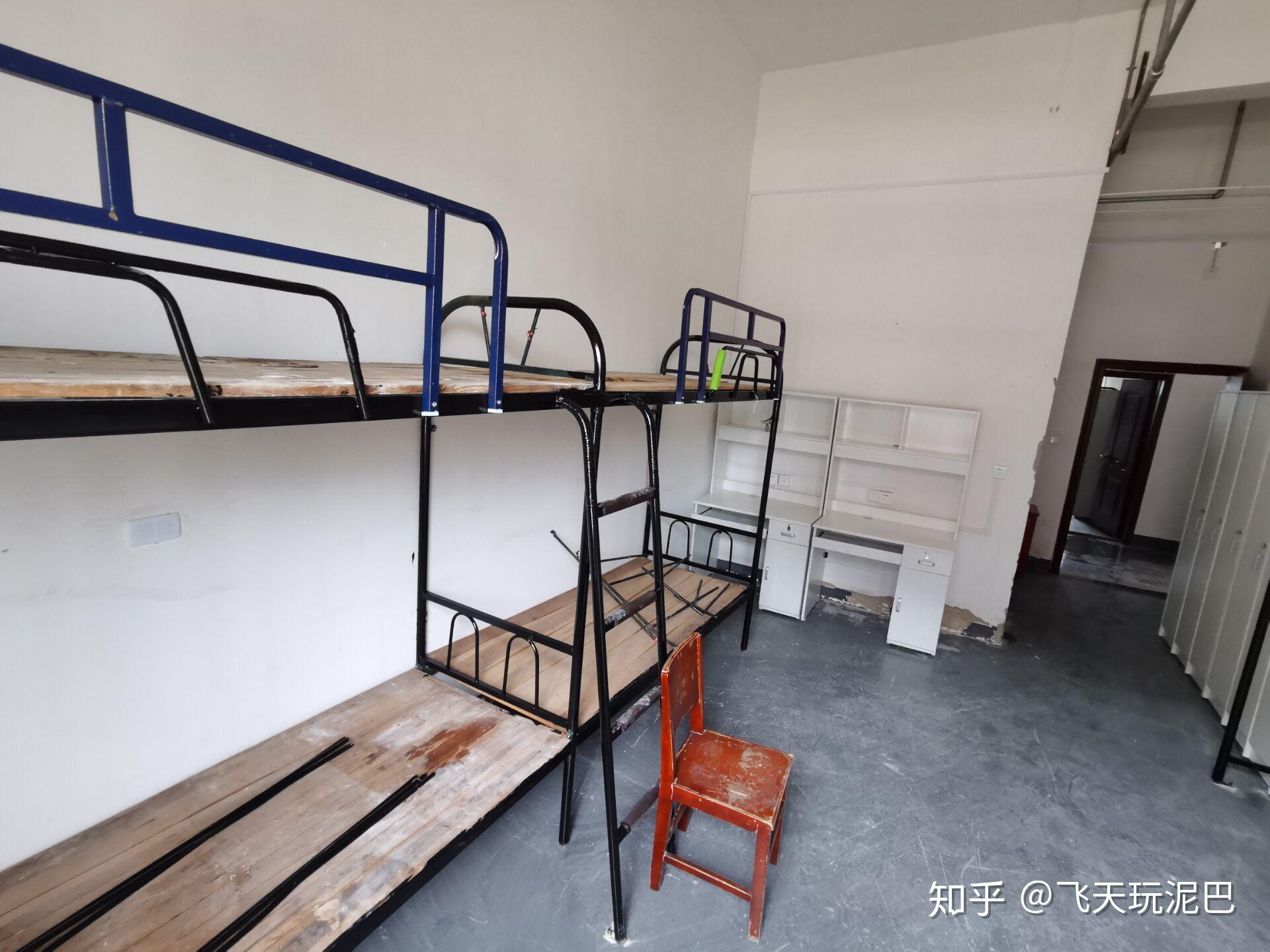 江汉大学宿舍条件怎么样啊?