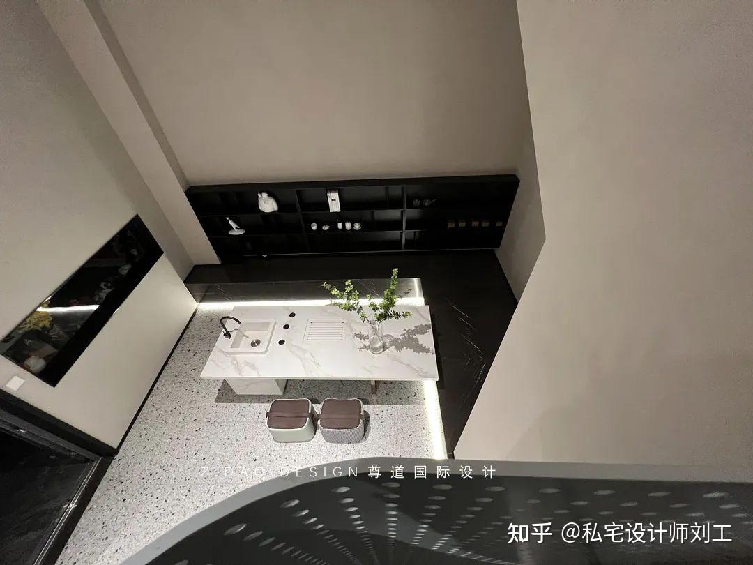 大宅别墅地下室有挑空，做个夹层不香吗？ - 知乎