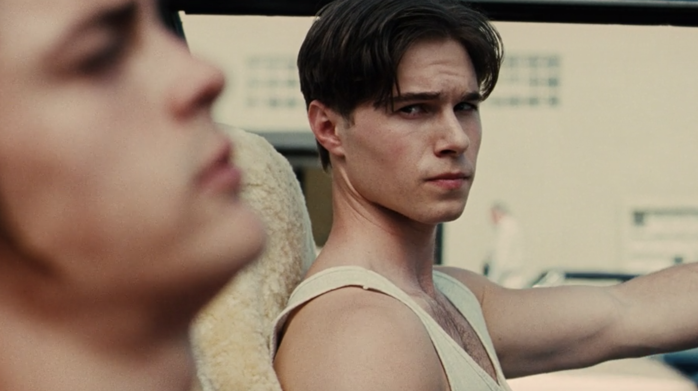 如何评价美剧《亢奋》第二季第三集? - 知乎