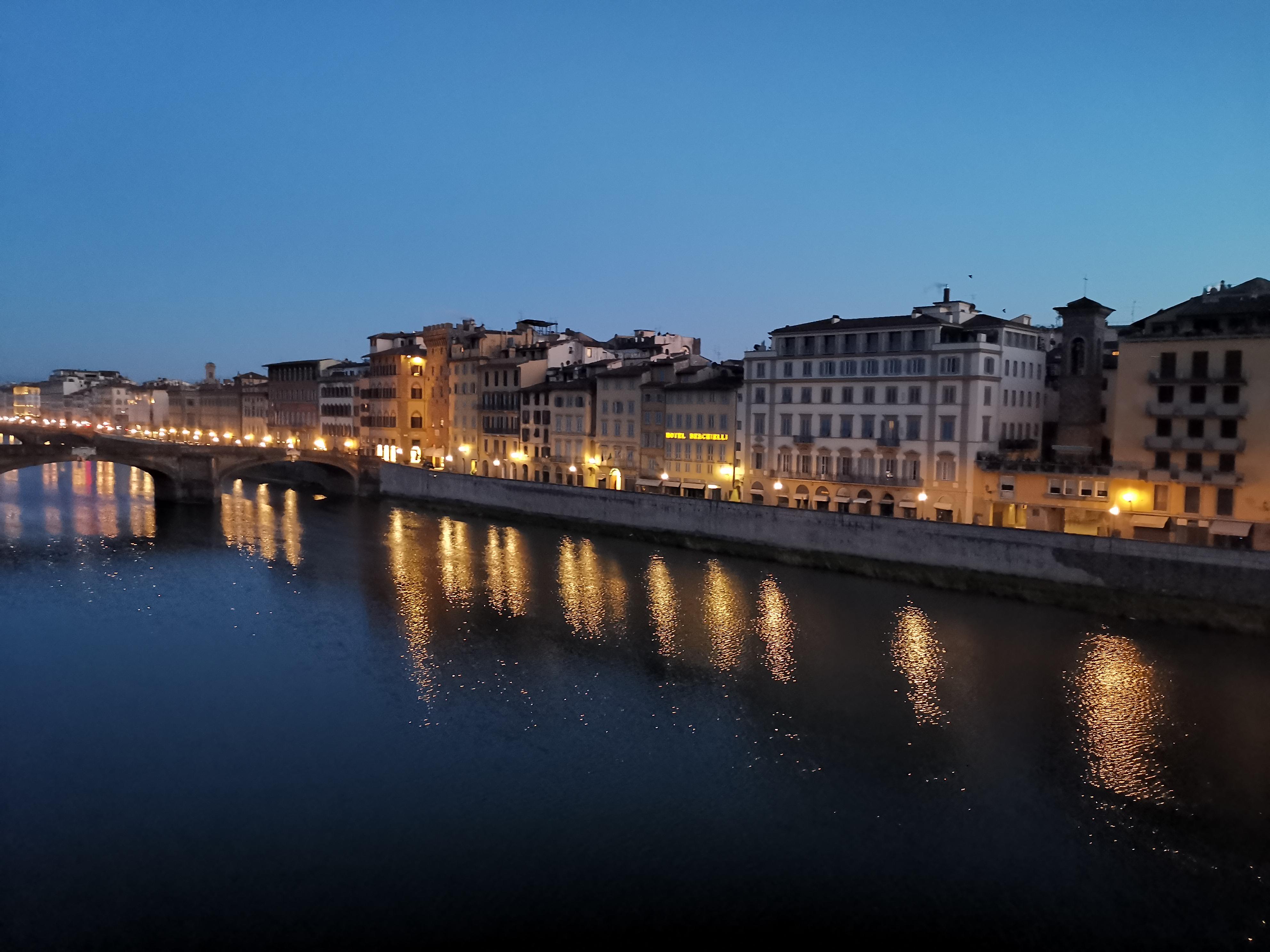 les不混圈怎么才会有女朋友呢