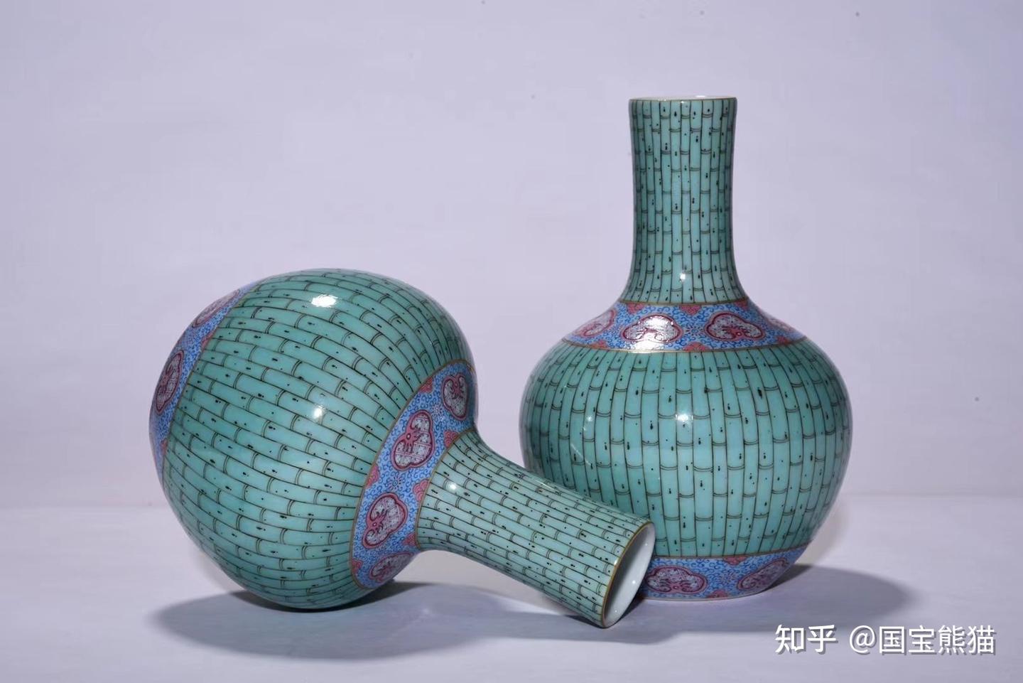 大清雍正年制，松石绿地竹节纹图案天球瓶一对，高18cm，肚径12.5cm - 知乎