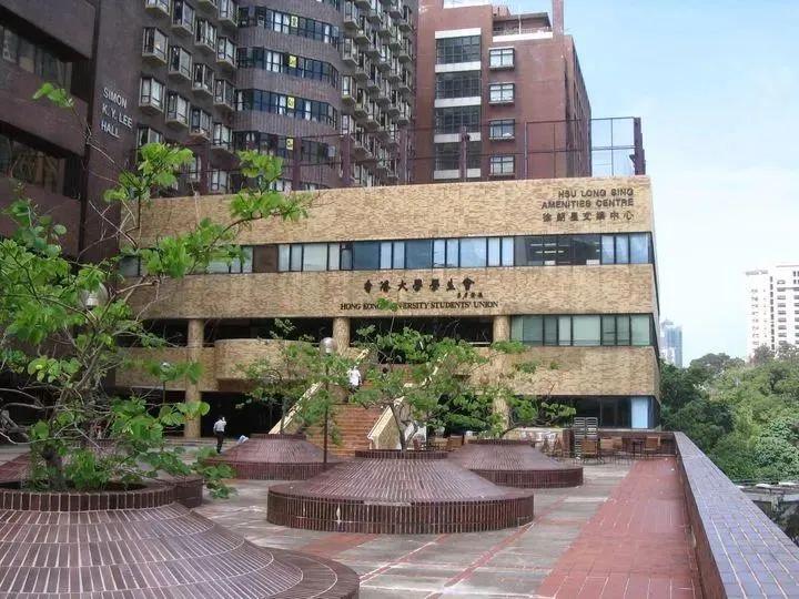 香港大學和香港中文大學哪個更好些