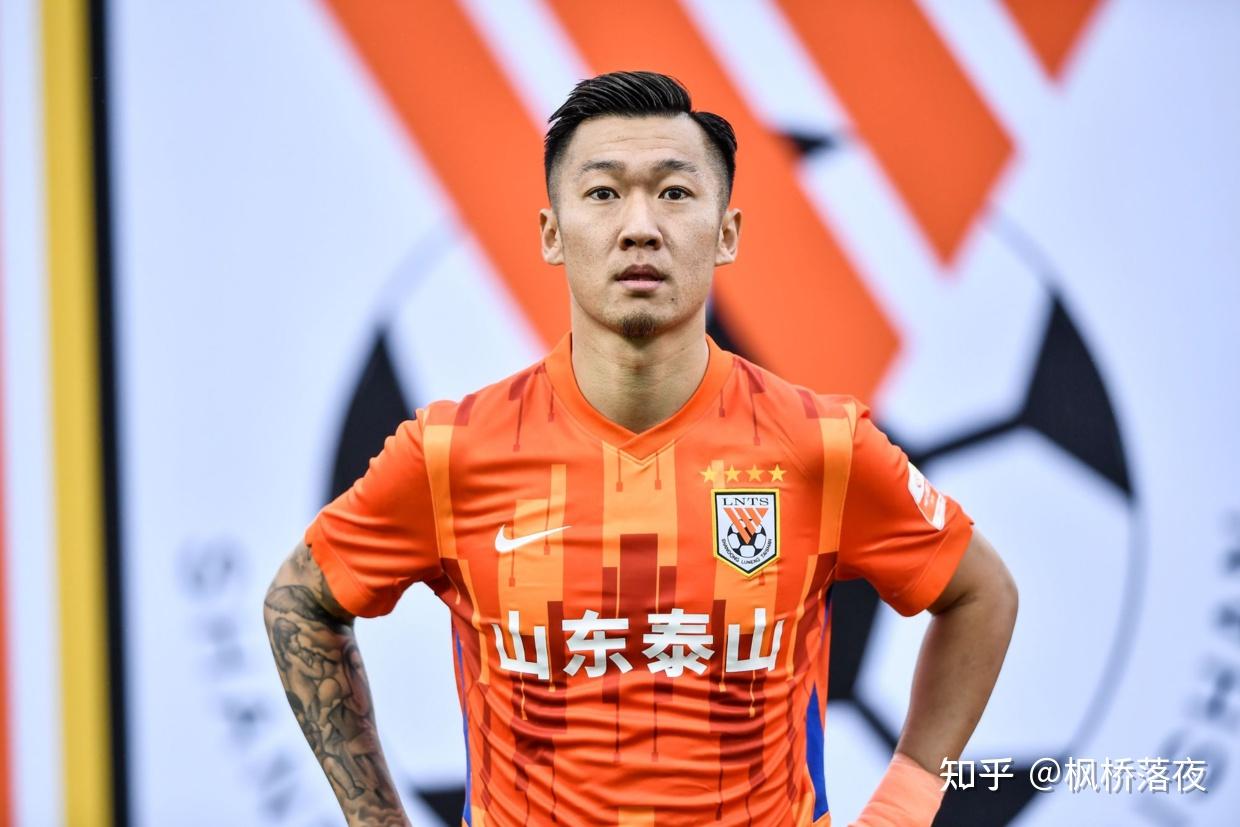 上港上赛季球队主力外援穆伊为何至今没有回归的消息