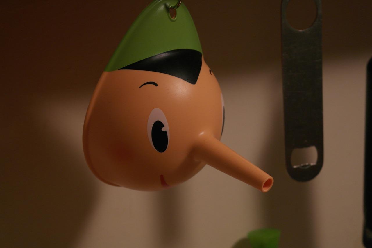 塑料杯子怎么清洗干净