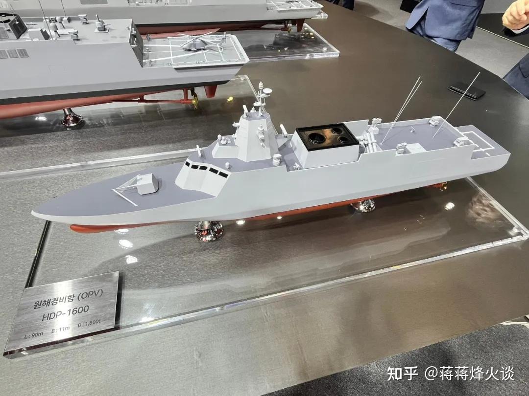 韩国展示HDF-6000护卫舰与KDDX驱逐舰，综合桅杆是亮点 - 知乎