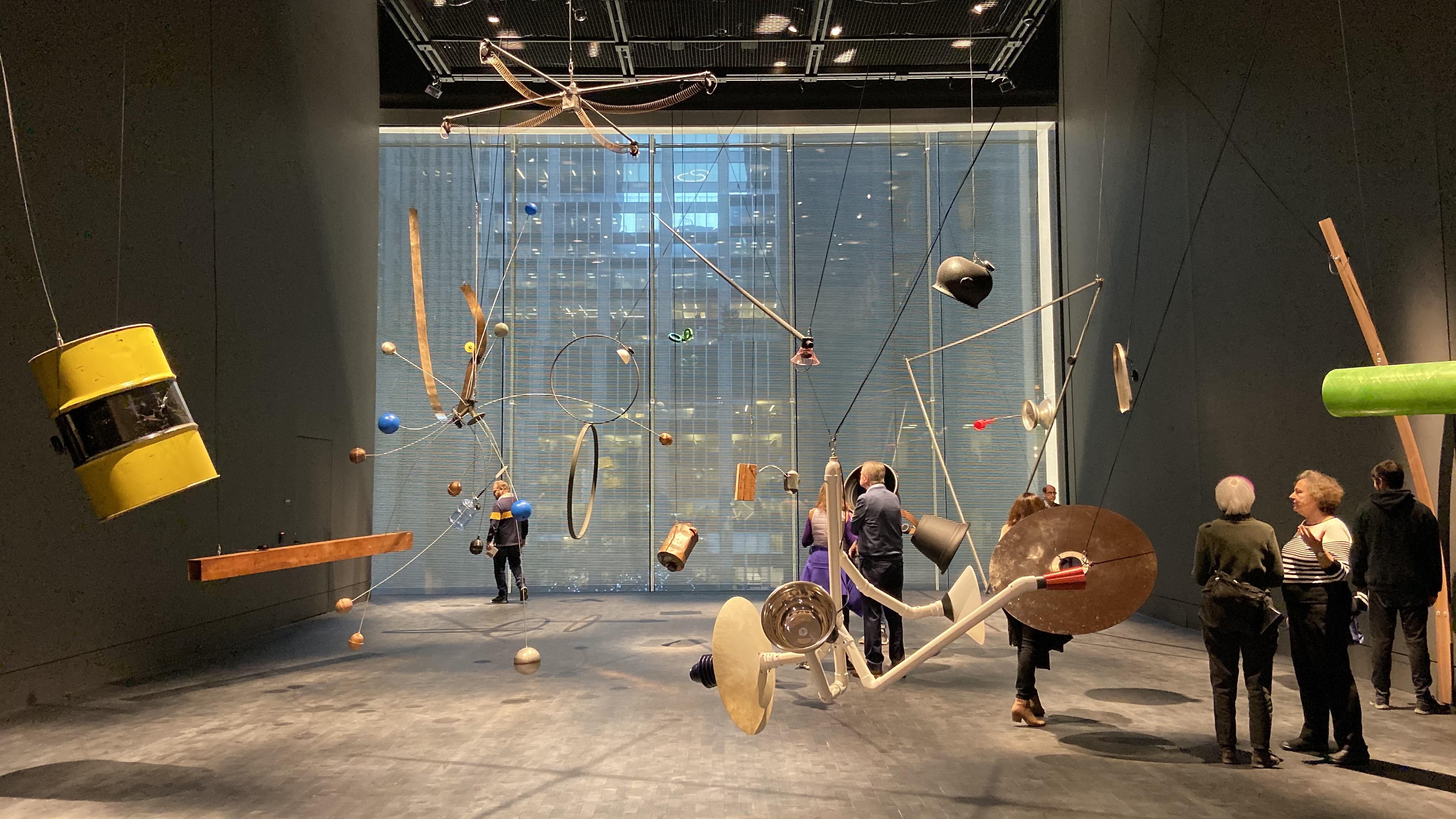 世界上有哪些体量不大但十分有趣的装置艺术作品? - 知乎