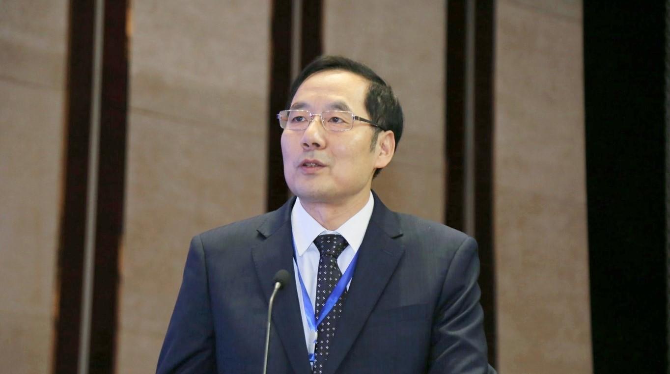 石冰教授谈团队发展中创新不可无,也不可过