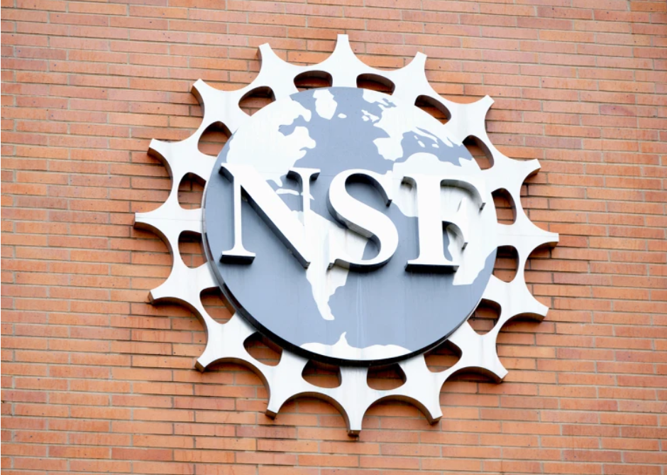 特朗普解雇 NSF 的国家科学委员会全体成员，释放出什么样的信号？