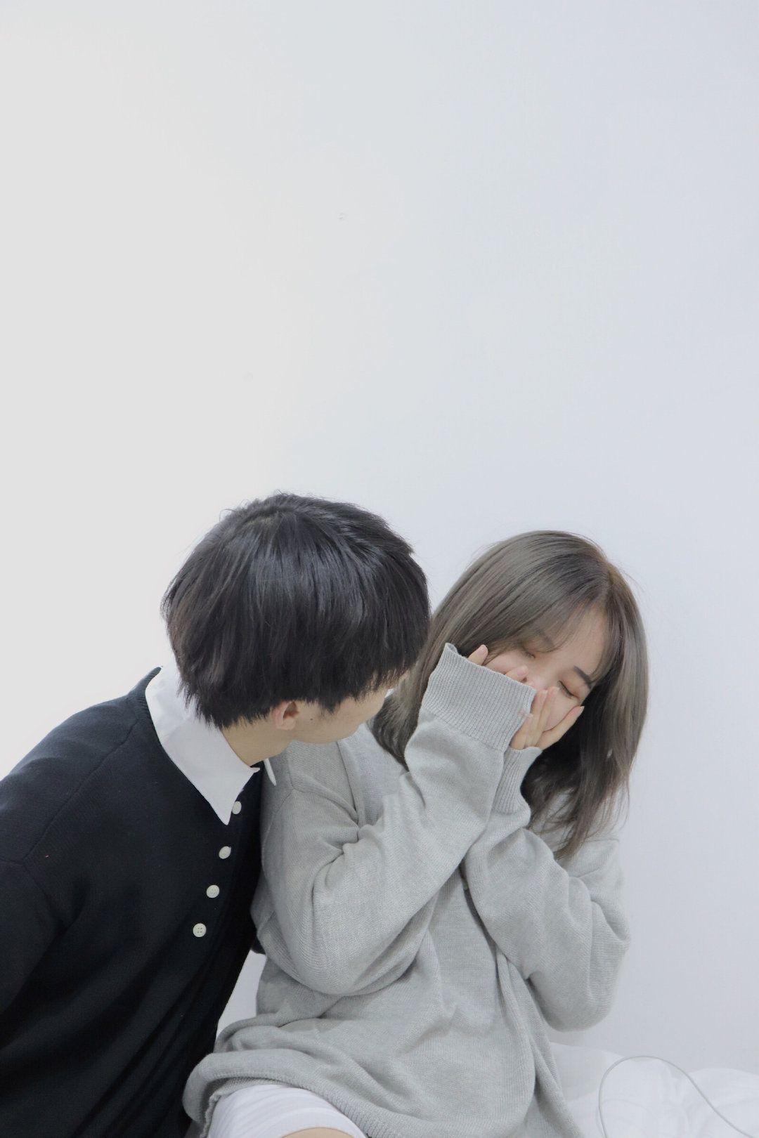 有没有男女亲吻很唯美也很禁欲的手机壁纸