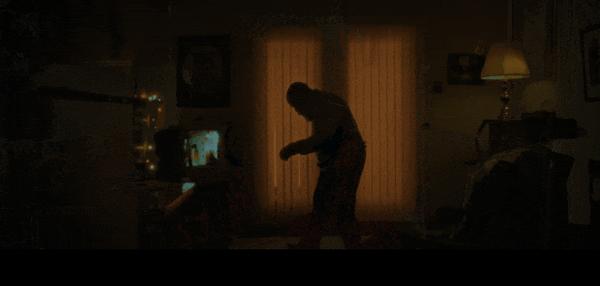 《平安夜，杀人夜》尺度拉满，限制级狂欢！