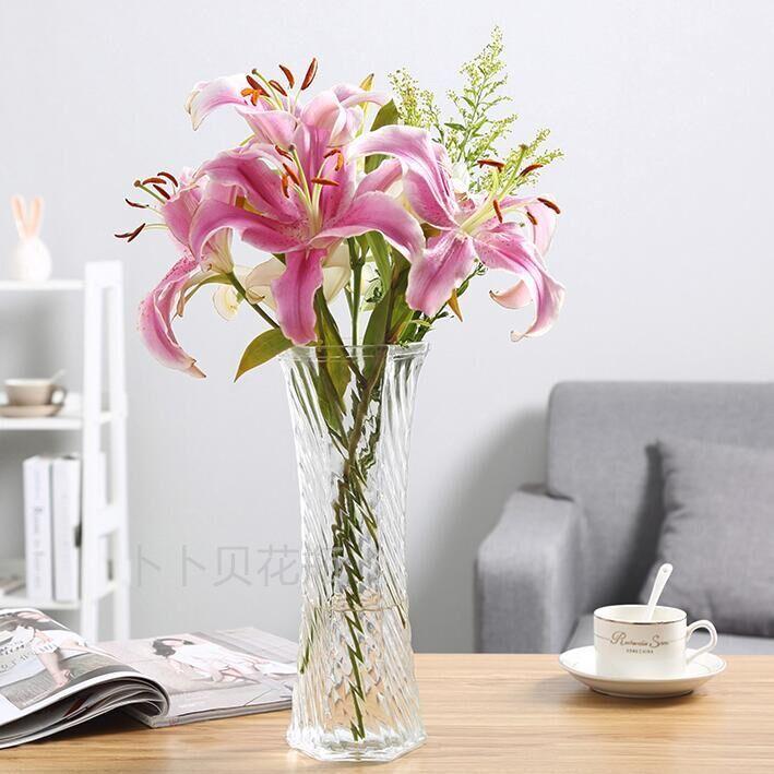 百合花插花瓶怎么养5个简单水培小技巧