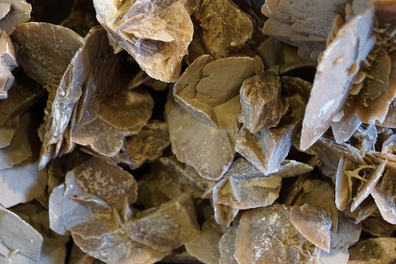 麦饭石是什么物质