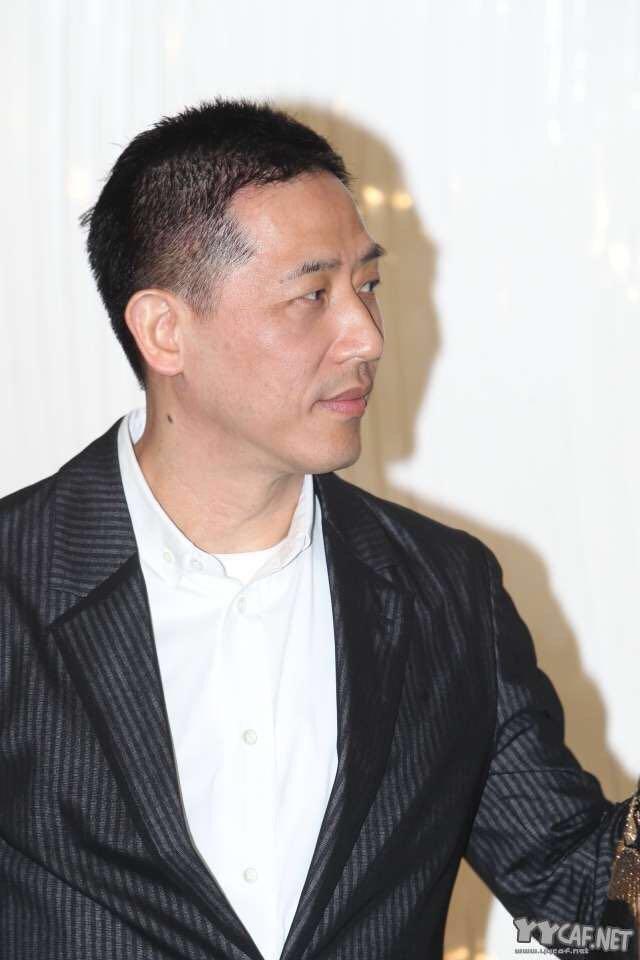 想看唐鹤德超级好看的照片可以吗? - 知乎