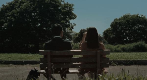 《在长椅上 剧场版》豆瓣7.9分，它凭何成为奖项黑马？​