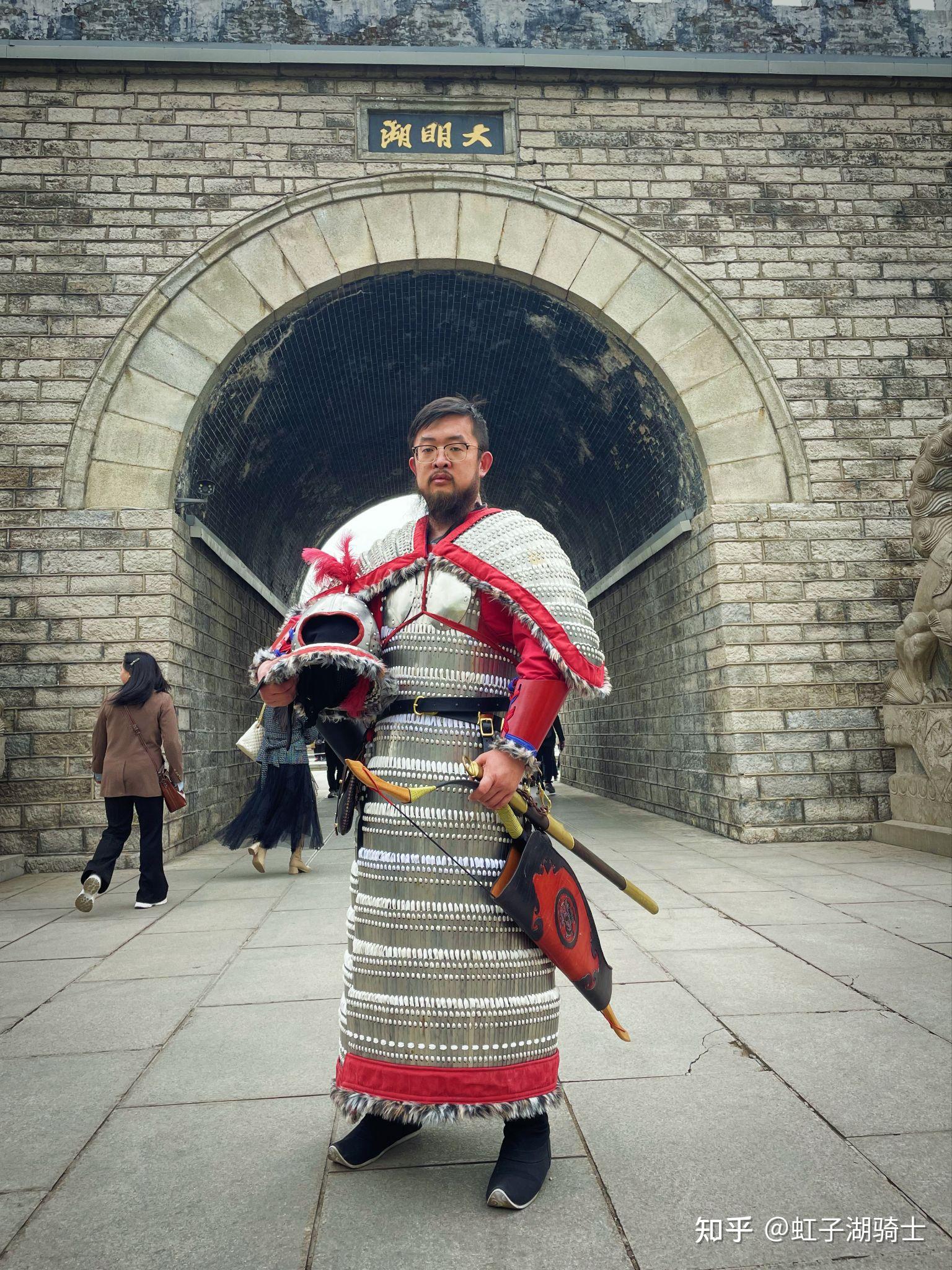 如何看待乌尔善回应"和风"争议称和服源于三国时期吴地的吴服?