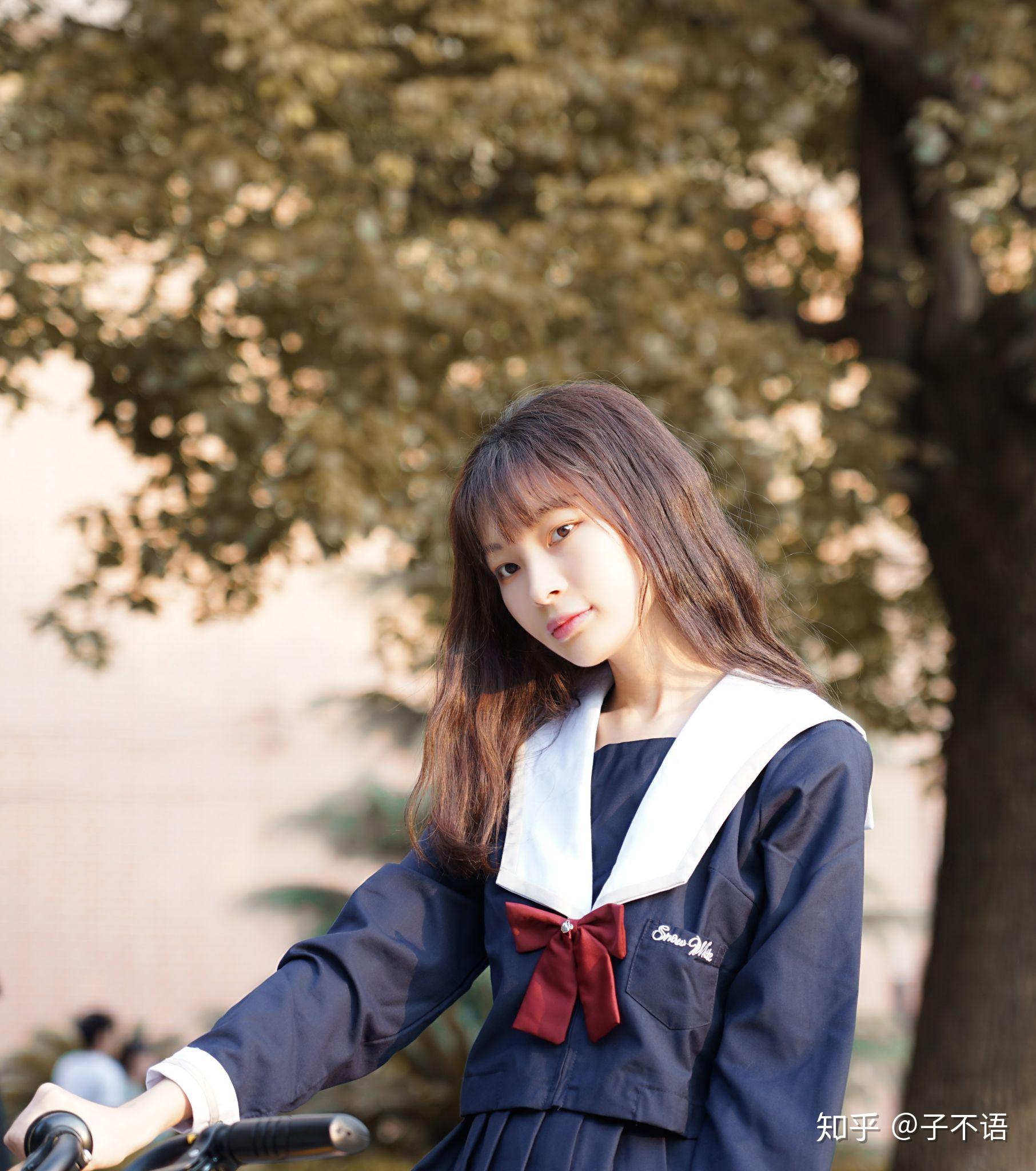 170 的女生穿jk制服好看吗?[请先读题]? - 知乎