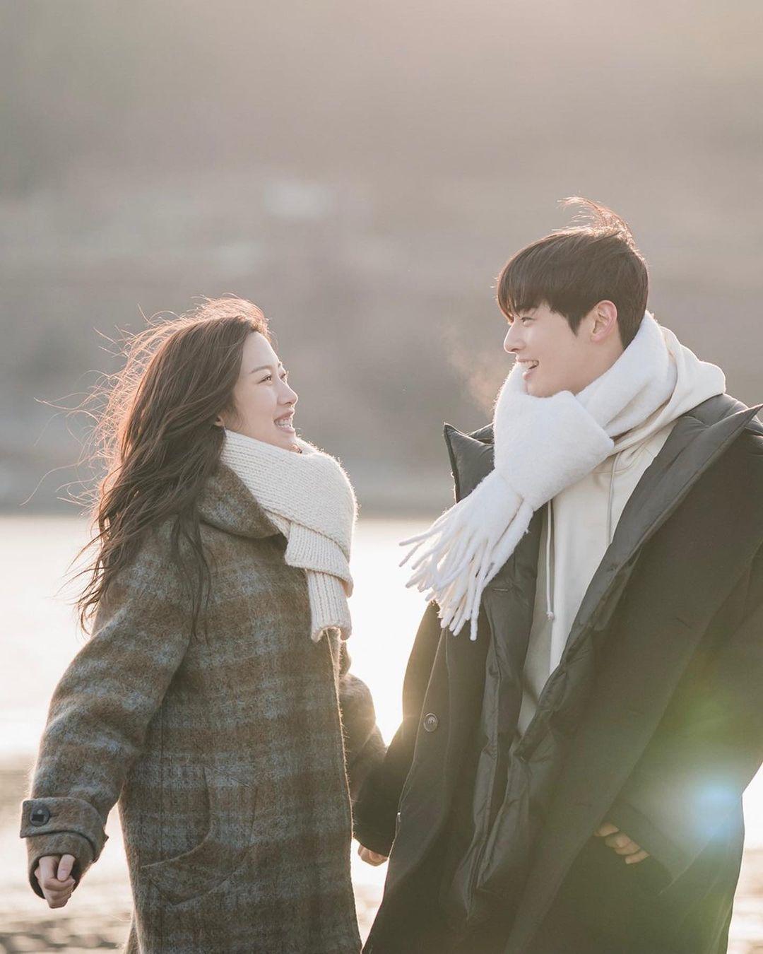 女神降临中你会选择李修浩还是韩书俊