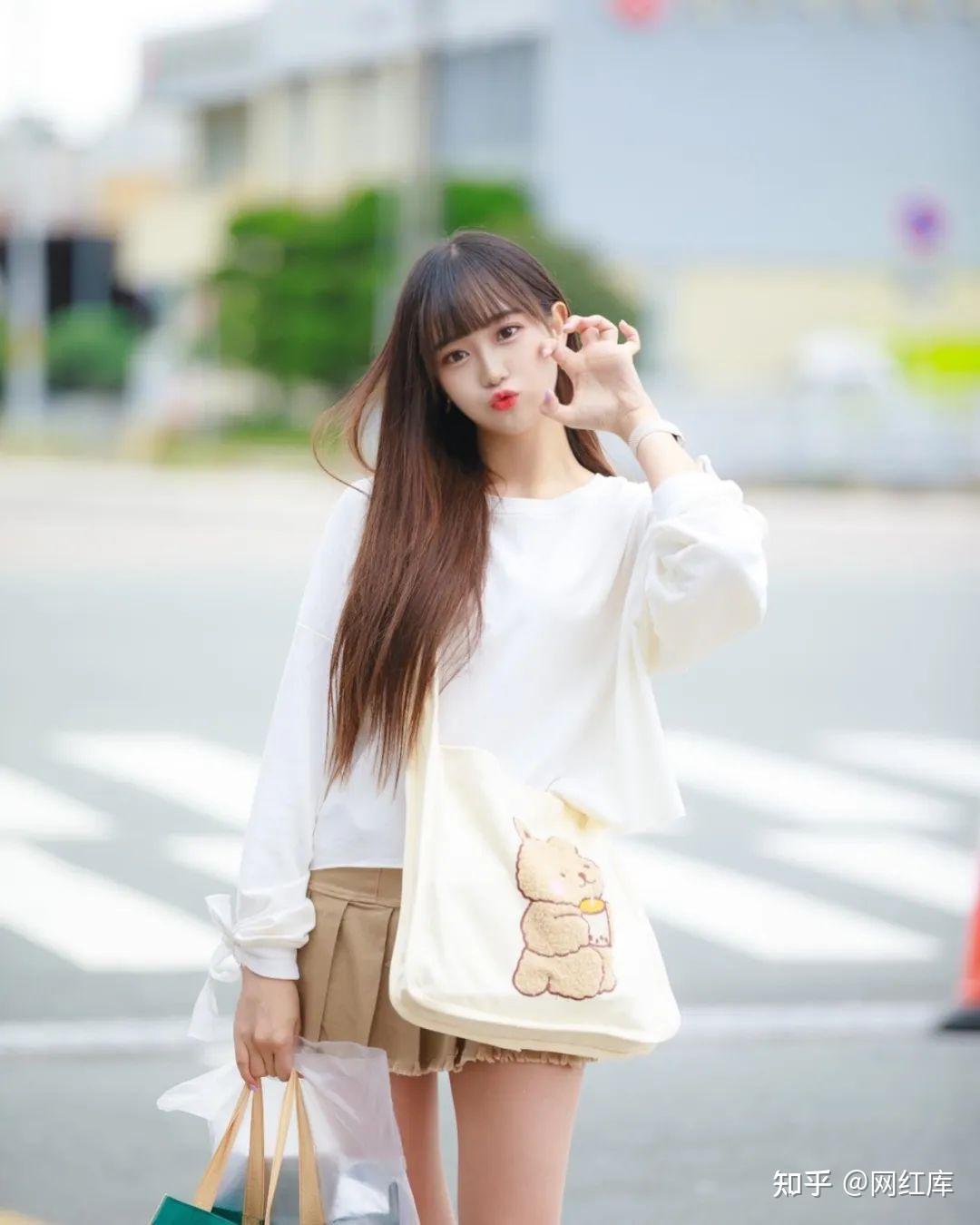 双马尾的小姐姐,可盐可甜超迷人 facebook-第14张