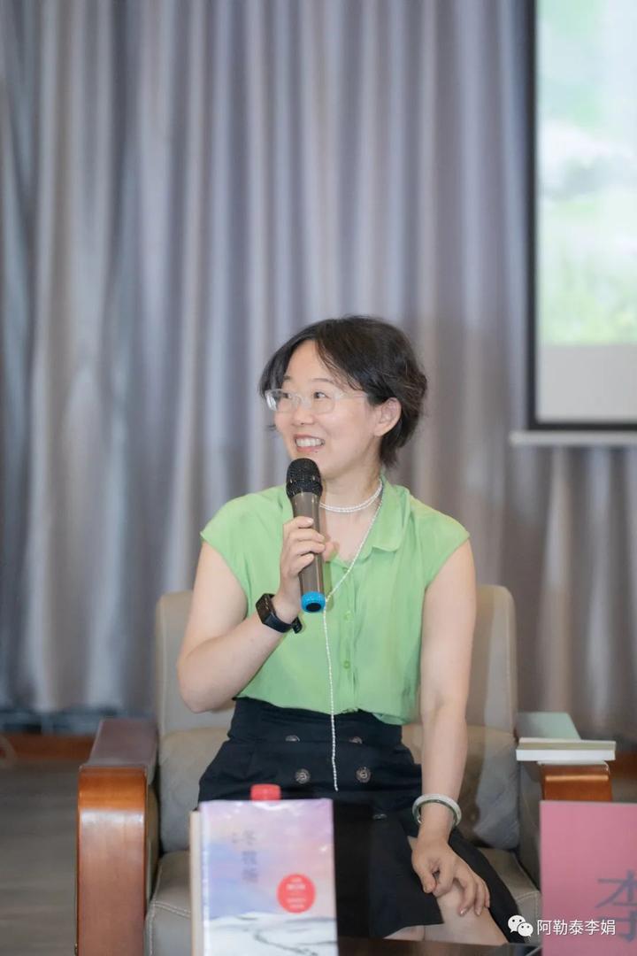 作家李娟,原来也是那个仰望星空撒野大地的孩子 - 知乎