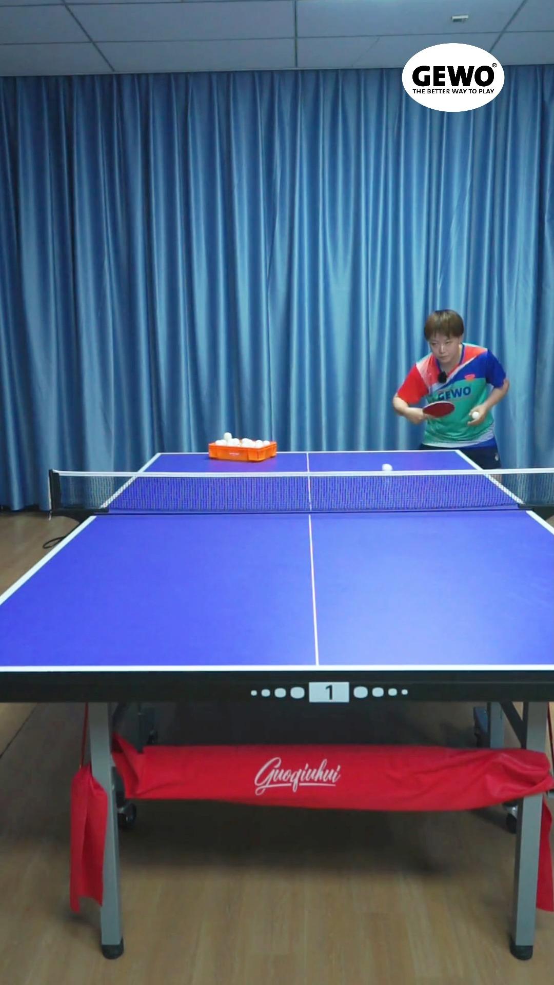 反手攻球,如何调整手的位置确保连续攻球?#乒乓球  ga12