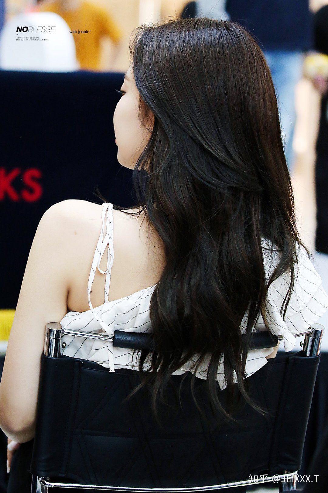 有哪些jennie的背影图片