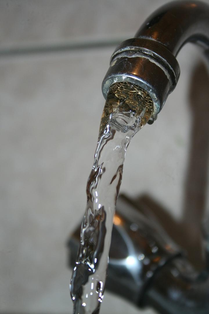 为什么家庭要安装管道直饮水